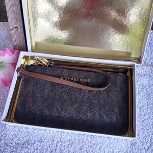 Michael Kors Jetset Travel wristlet